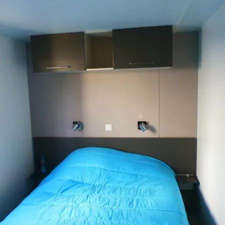 Campeggio Camping Les Sables Du Midi 34 Plage